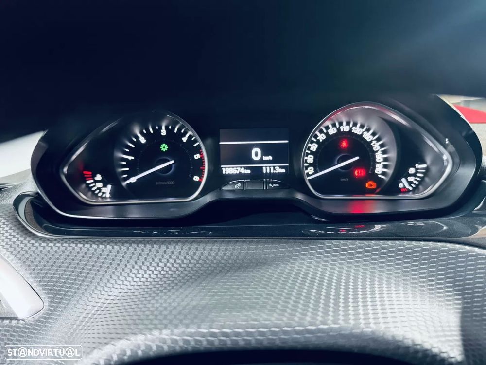 Peugeot 208 1.6 BlueHDi Allure - 22