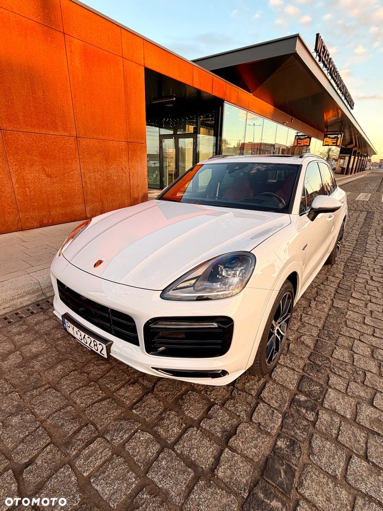 Porsche Cayenne E-Hybrid Platinum Edition - 2