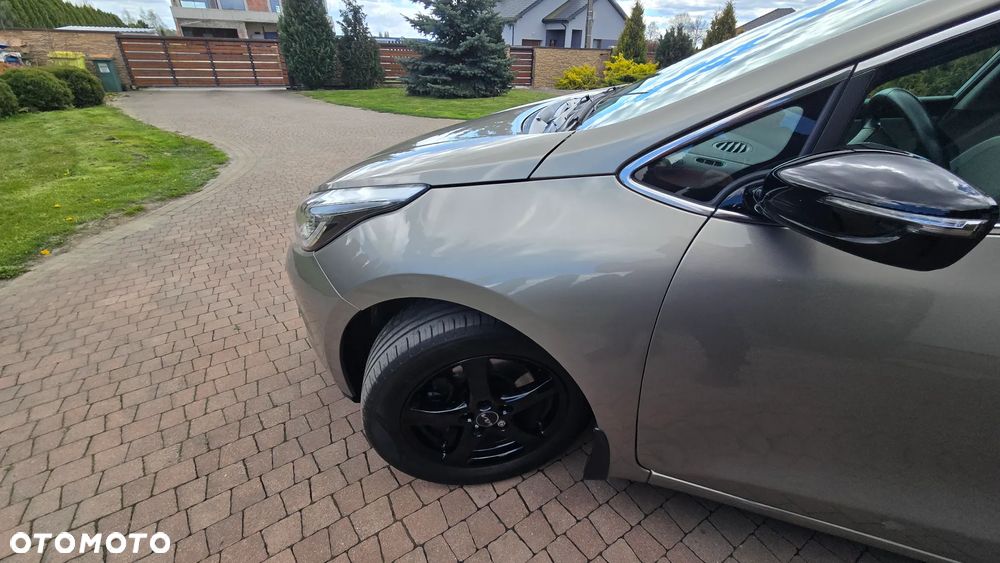 Kia Ceed - 26