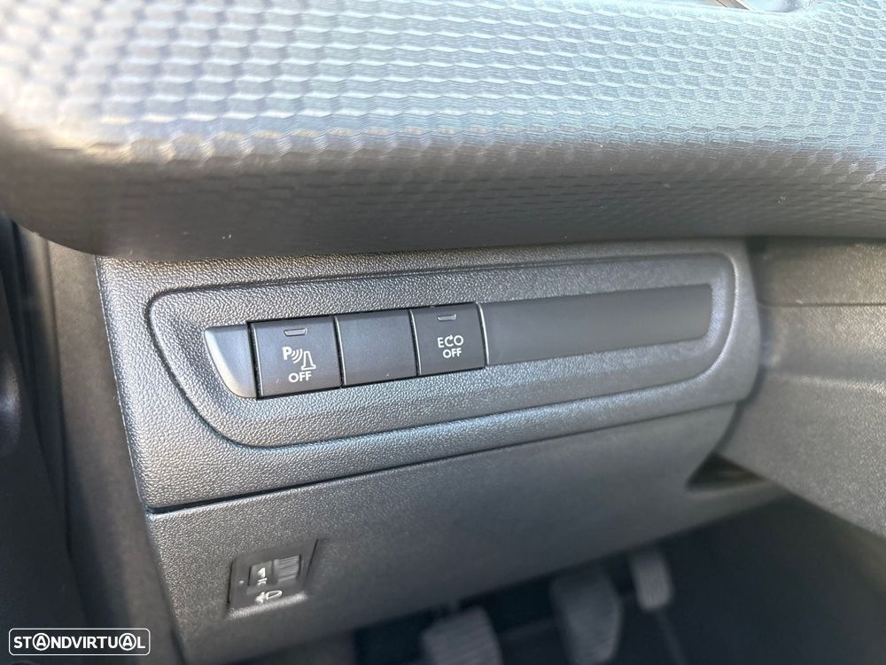 Peugeot 2008 1.2 PureTech Style - 11