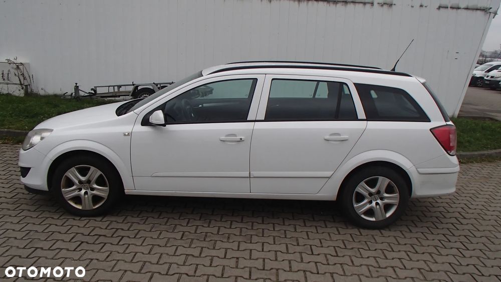 Opel Astra 1.6 - 9