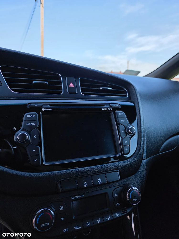 Kia Ceed 1.4 Business Line - 16