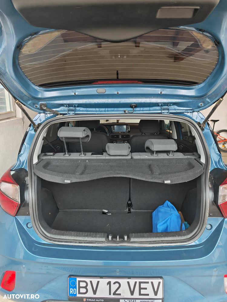 Hyundai i10 1.2 l 79 CP AMT Highway - 15