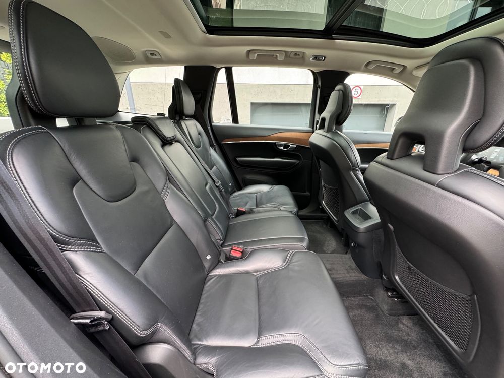 Volvo XC 90 D5 AWD Geartronic Inscription - 12