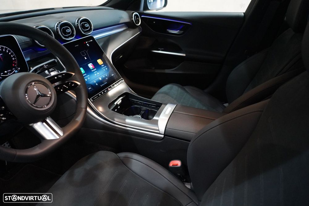 Mercedes-Benz C 300 e AMG Line - 26