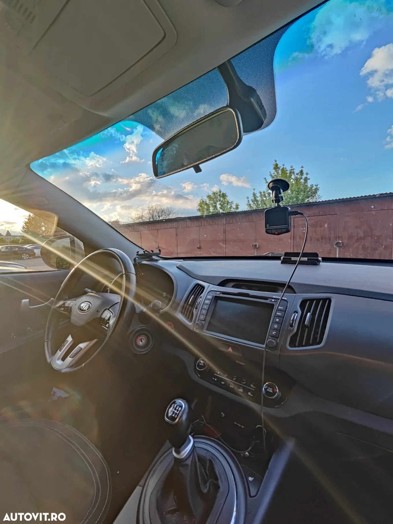 Kia Sportage 1.6 GSL MT 4x2 PREMIUM - 11