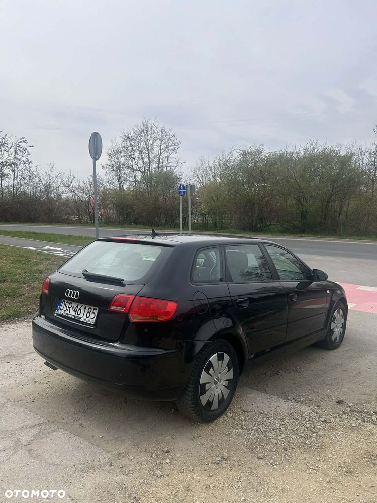 Audi A3 Sportback 2.0 TDI DPF Attraction - 7