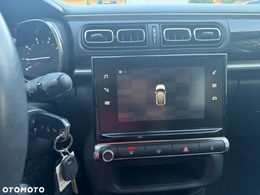 Citroën C3 1.2 PureTech Shine S&S - 11