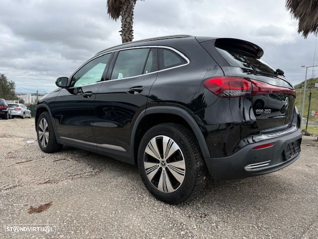 Mercedes-Benz EQA 250 - 5