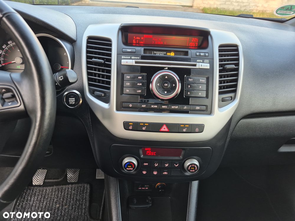 Kia Venga 1.4 CVVT Edition 7 - 21