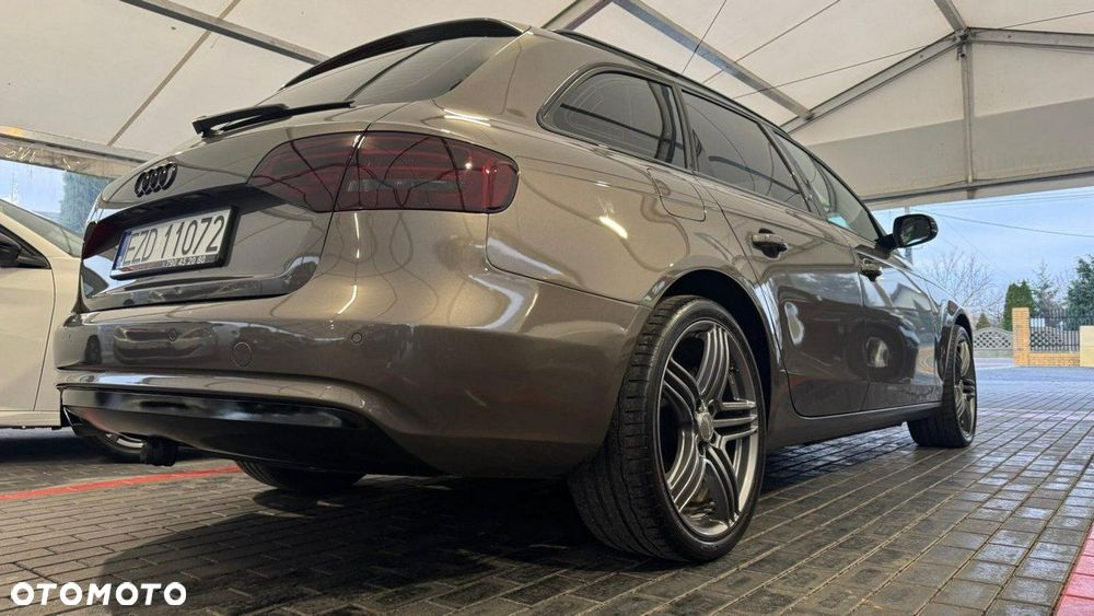 Audi A4 Avant - 27