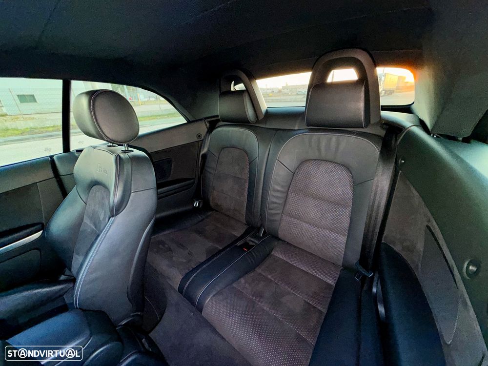 Audi A3 Cabrio 2.0 TDi S-line - 30