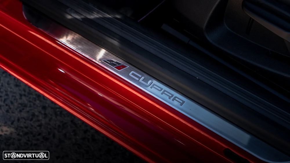 SEAT Leon 2.0 TSI Cupra DSG S/S - 26