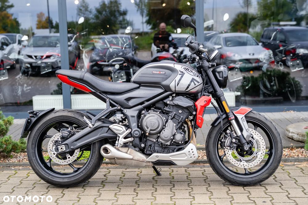 Triumph Trident - 2