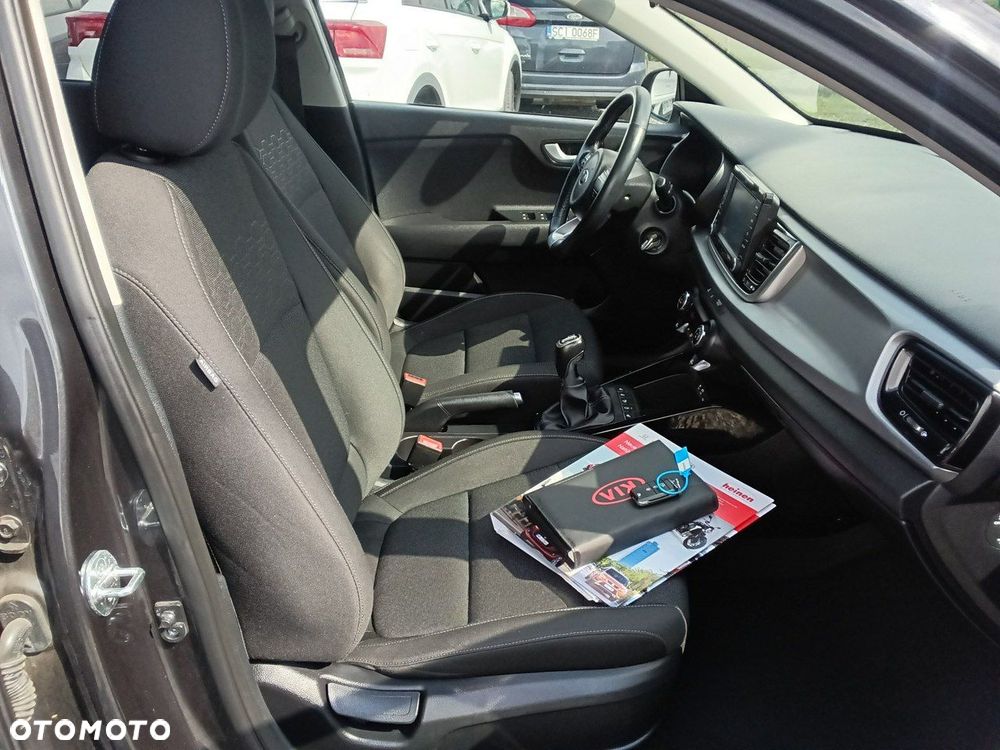 Kia Rio - 14