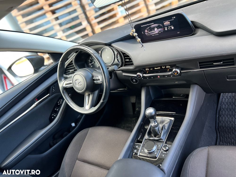 Mazda 3 e-Skyactiv G122 MHEV - 10