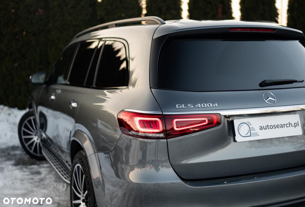 Mercedes-Benz GLS - 38