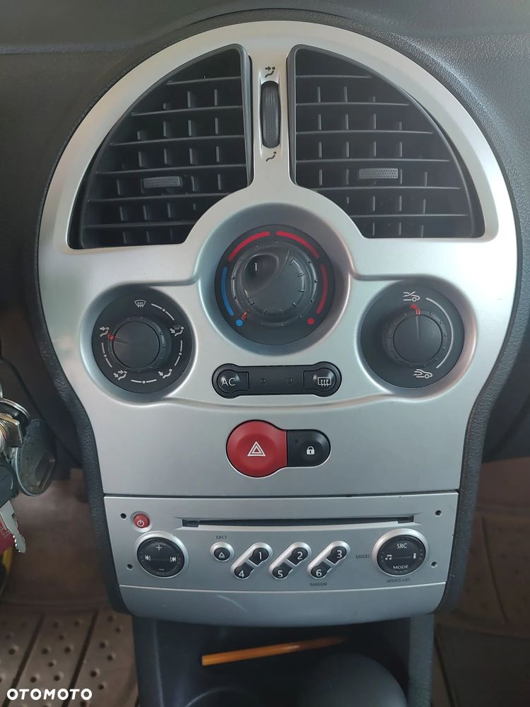 Renault Modus - 20