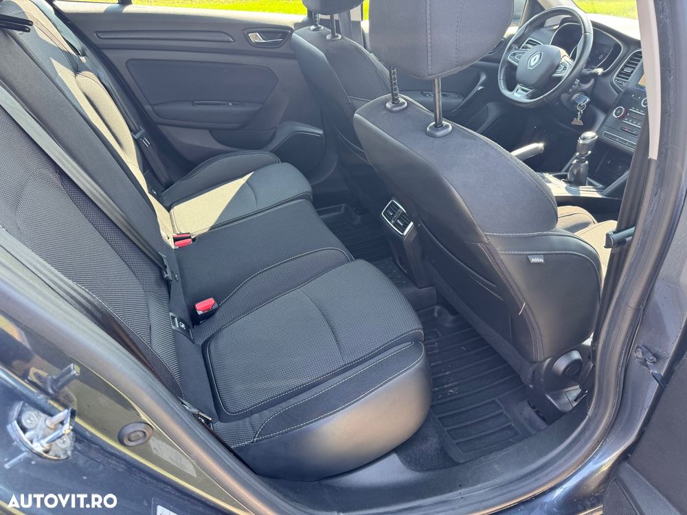 Renault Megane Blue dCi 116 Life - 15