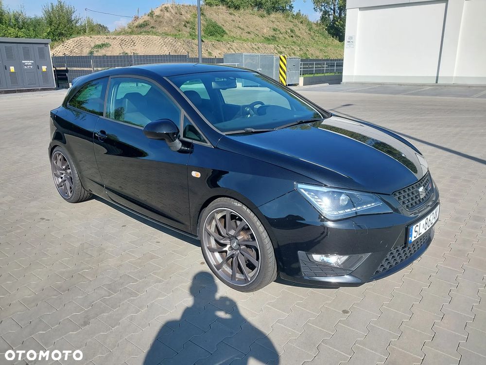 Seat Ibiza SC 1.4 TSI DSG Cupra - 2