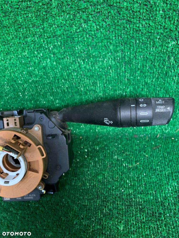 Przełączniki pod kierownice świateł manetka Fiat Doblo II Lift 7356211640 - 3