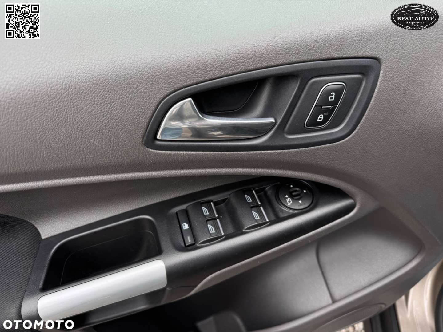 Ford Tourneo Connect Grand - 40