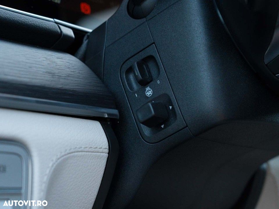 Mercedes-Benz GLS - 21