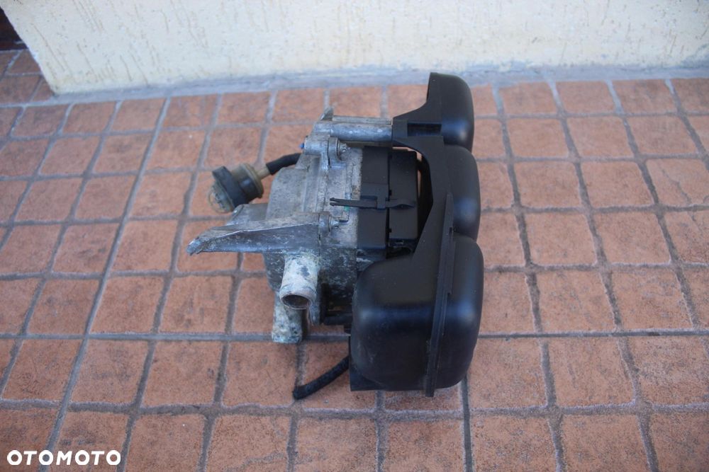 PODGRZEWACZ WODY MERCEDES W210 3.2 CDI A6111500004 - 1