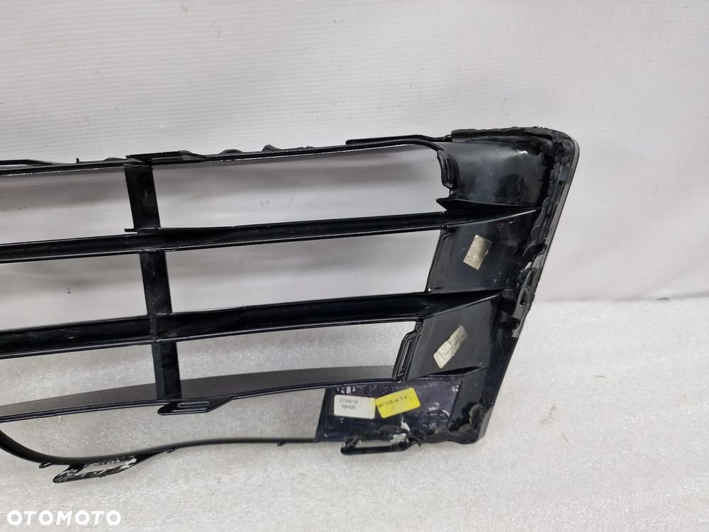 VW SCIROCCO 1K8 R20 / R-LINE LEWA + PRAWA KRATKA BOCZNA / KIERUNKOWSKAZ / LED  , NR 1K8853665D / 1K8853666D / 1K8853949 , NR AUKCJI KR397 - 10