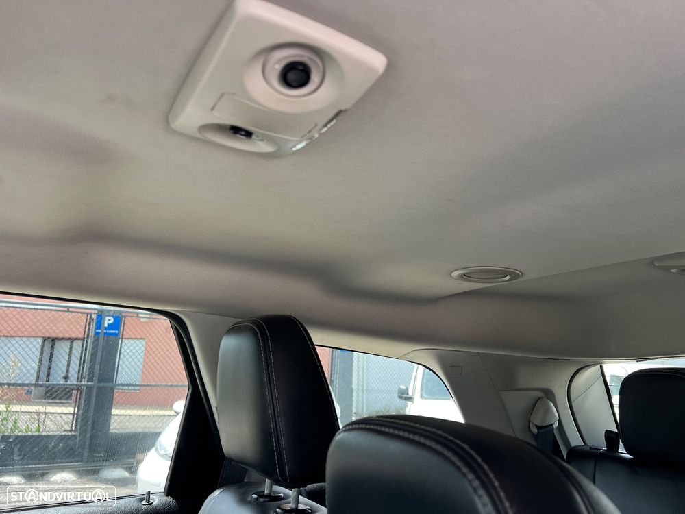 Fiat Freemont 2.0 M-Jet Urban - 15