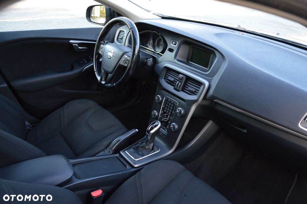 Volvo V40 Cross Country 2013 photo 5