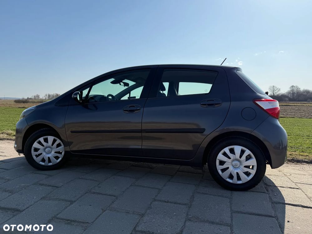 Toyota Yaris 1.5 Active - 10
