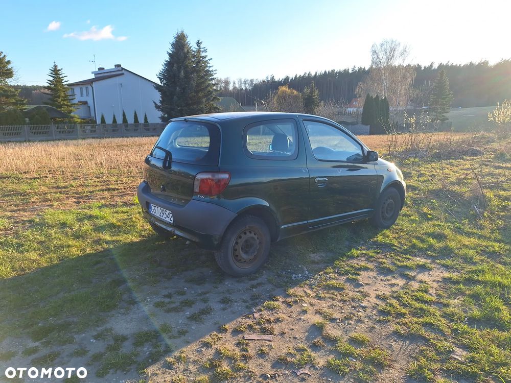 Toyota Yaris - 2