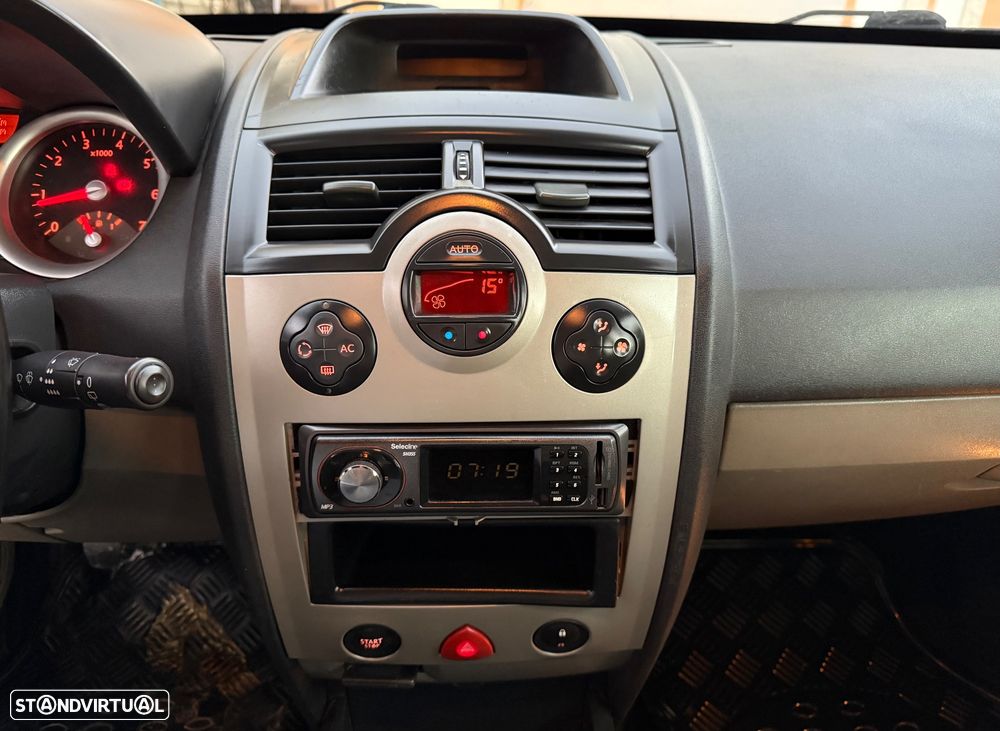 Renault Mégane Break 1.5 dCi C Dynamique - 26