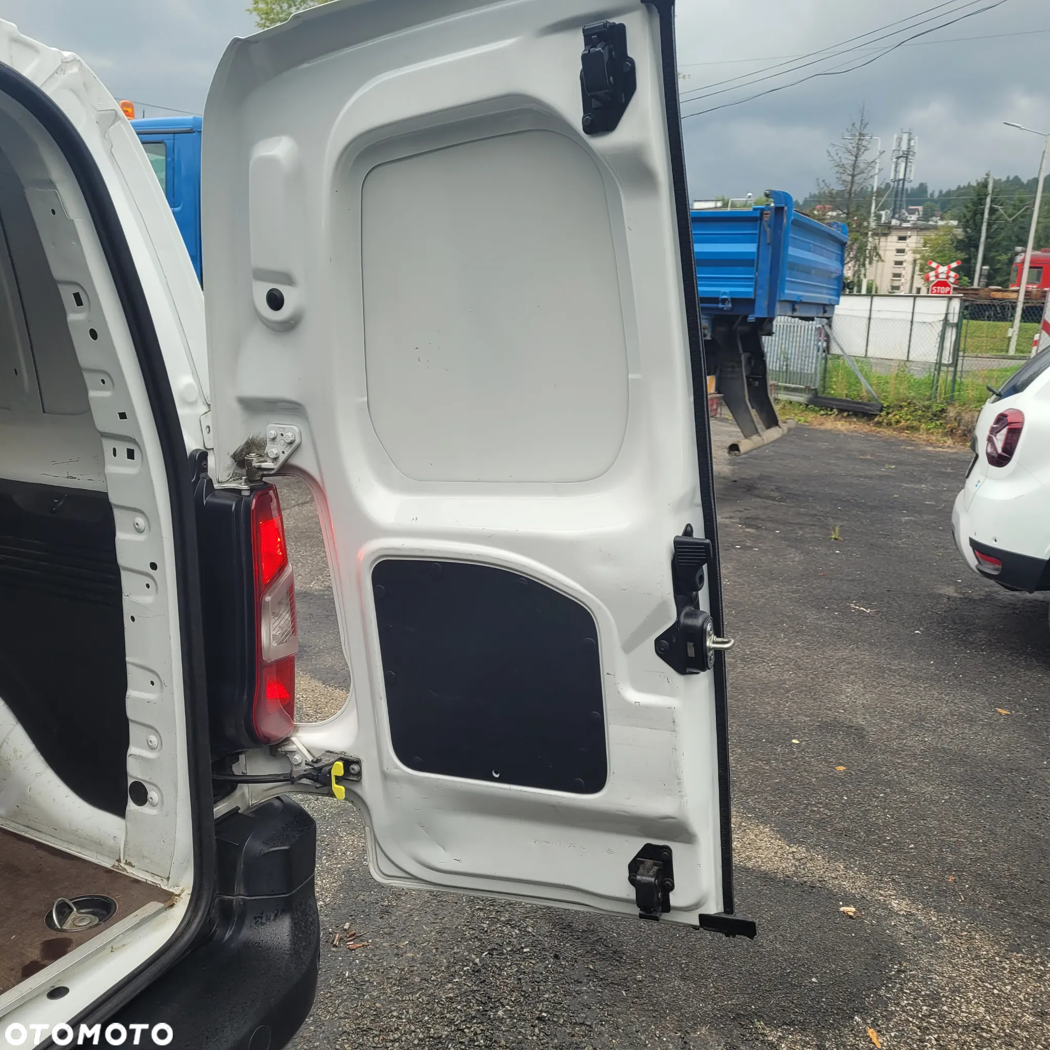 Opel Combo Life 1.5 CDTI S&S - 11