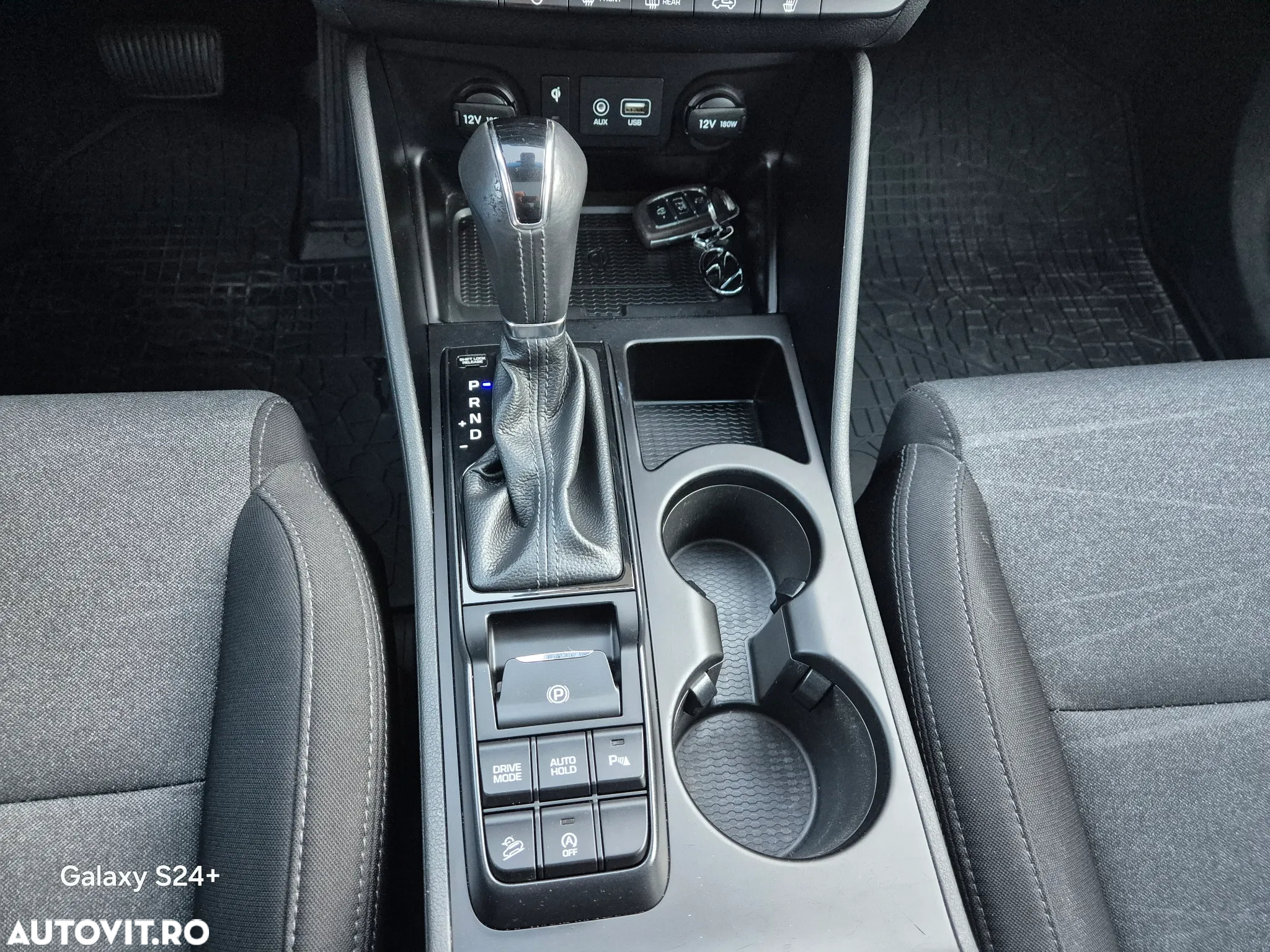 Hyundai Tucson 2.0 CRDI 4WD 6AT Premium+ - 9