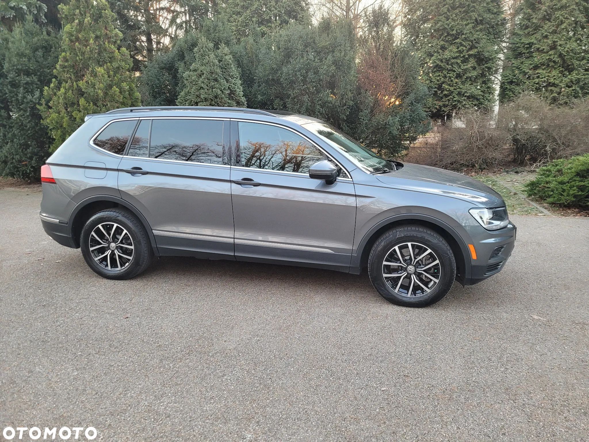 Volkswagen Tiguan 2.0 TSI 4Mot Elegance DSG - 1