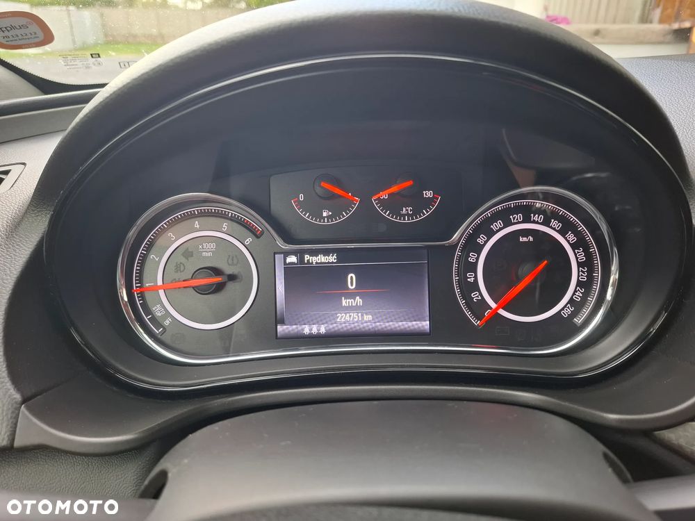 Opel Insignia - 6