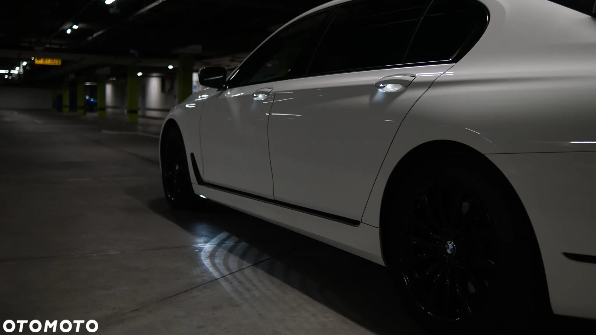 BMW Seria 7 740Li xDrive - 14