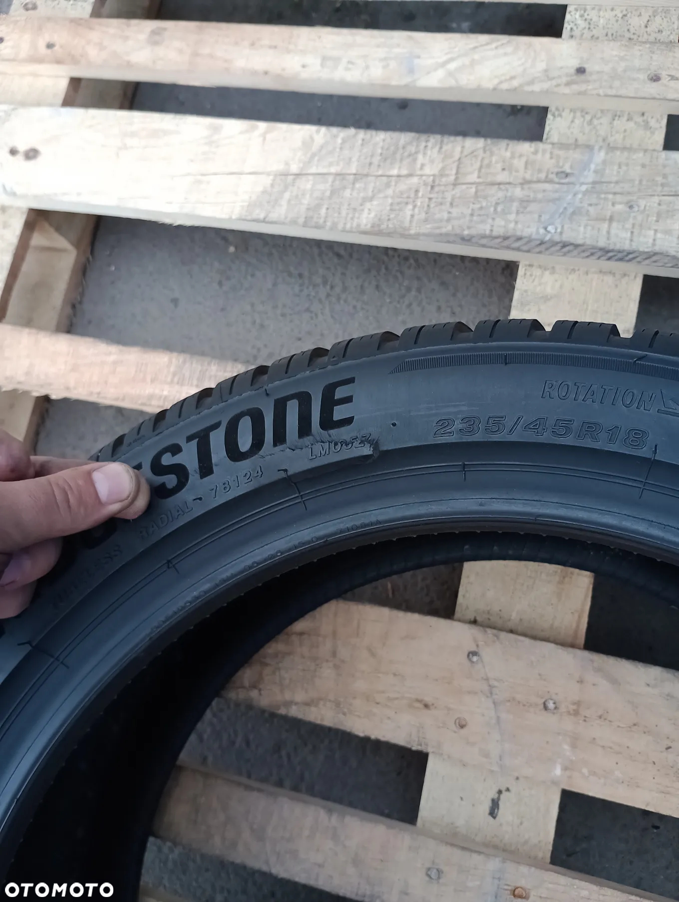 OPONA ZIMOWA 1x 235/45 R18 98V BRIDGESTONE BLIZZAK LM005 2123DOT - 8