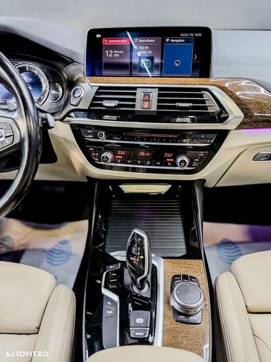 BMW X3 xDrive30i Aut. Luxury Line - 21