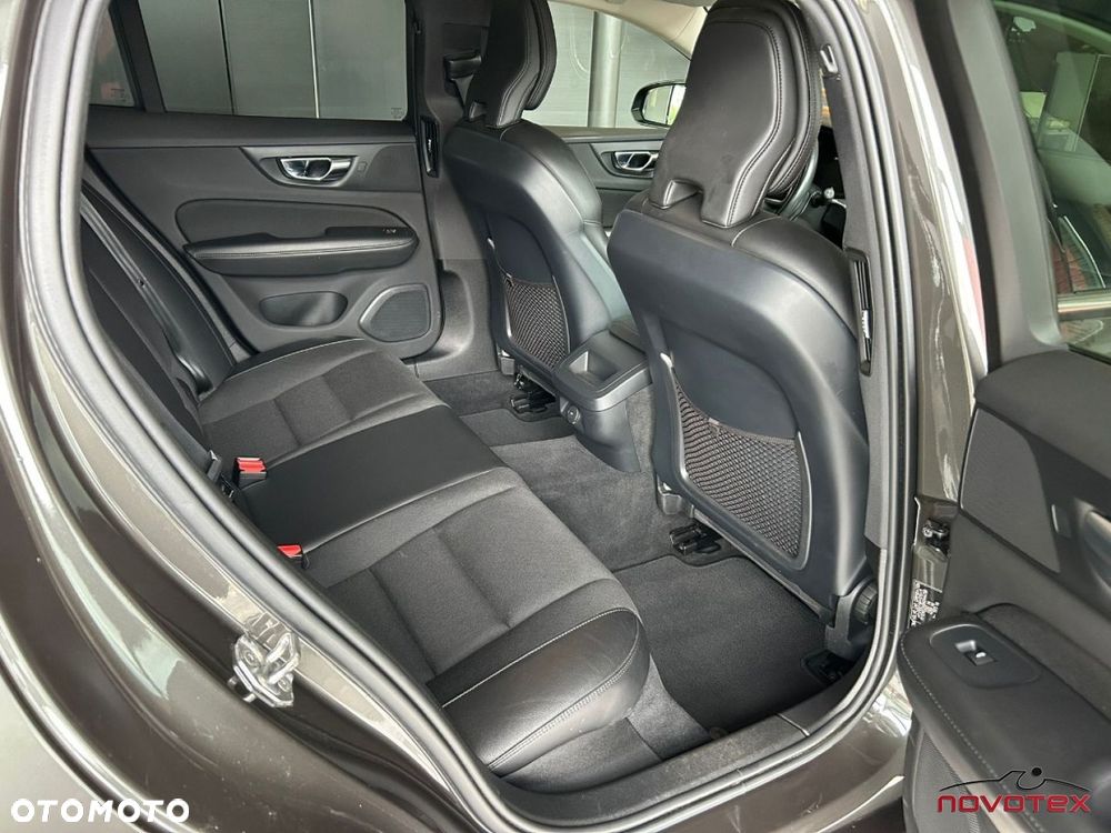 Volvo V60 - 21