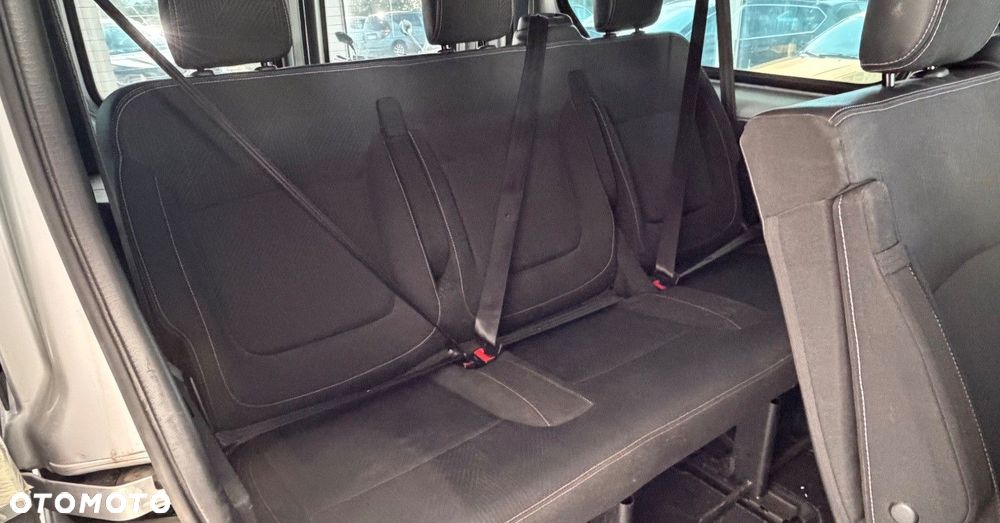 Renault Trafic - 16