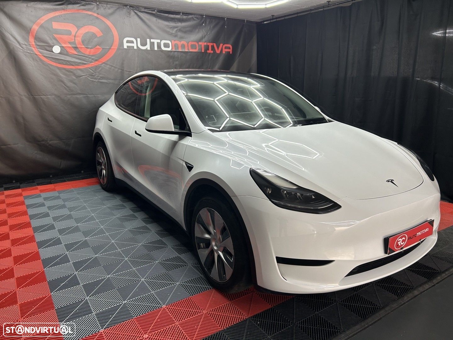 Tesla Model Y Tração Traseira - 1