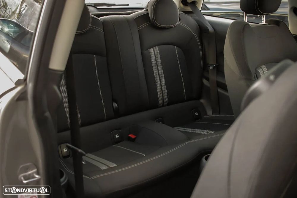 MINI 3 Portas Cooper SE Collection - 7