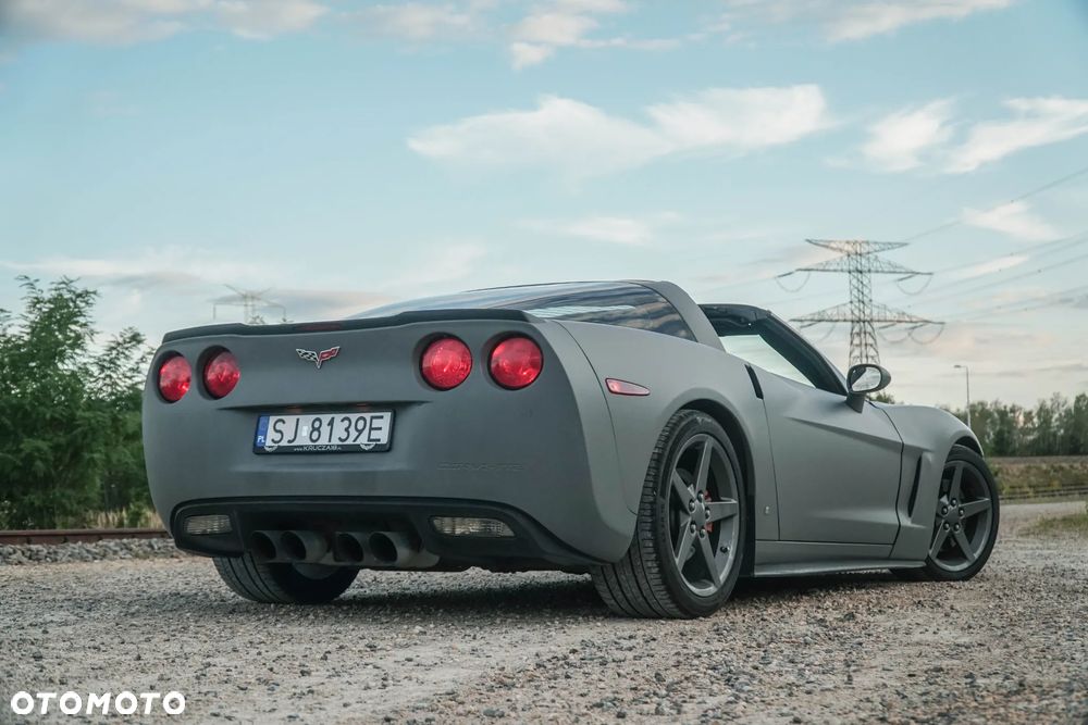 Chevrolet Corvette - 6