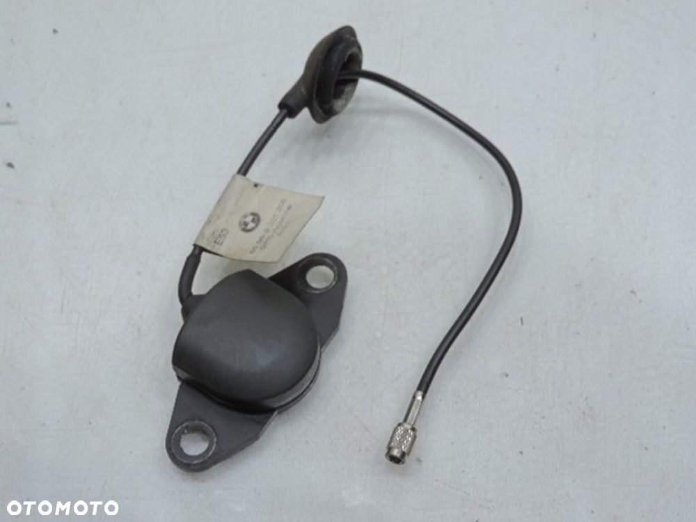 ANTENA GPS BMW X5 E53 - 2
