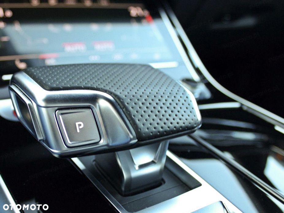 Audi Q8 - 14