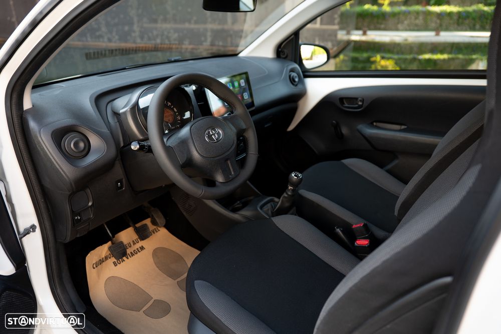 Toyota Aygo x-play Eco - 9