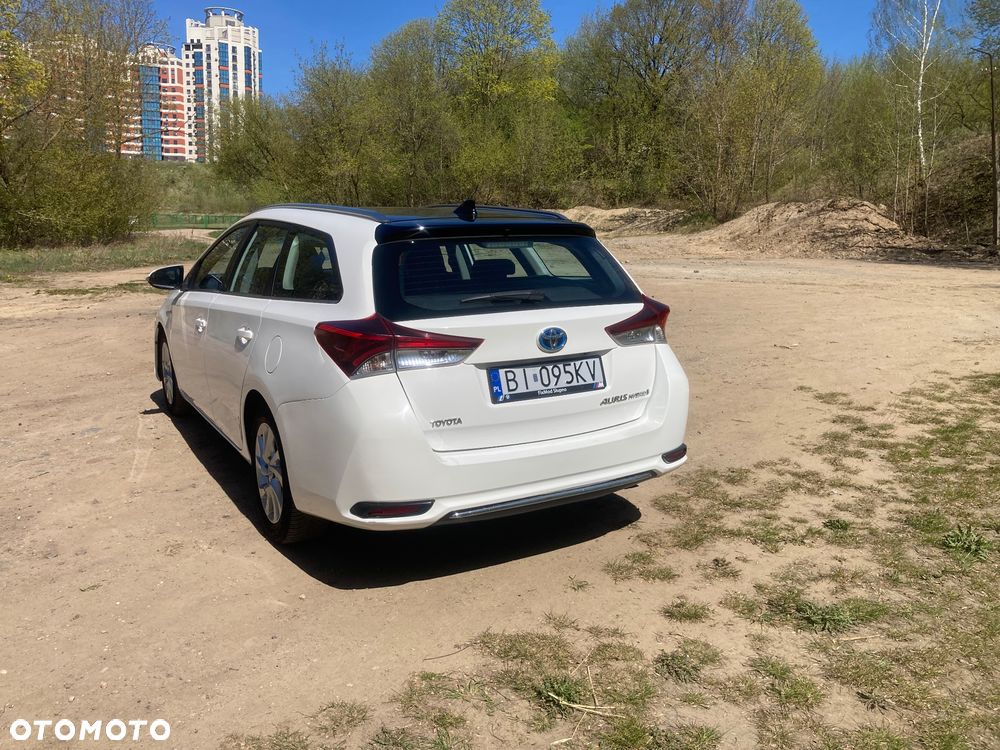 Toyota Auris - 5